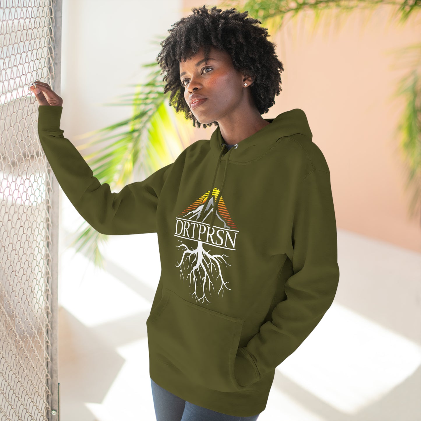 "MNTN" Ladies Classic Hoodie